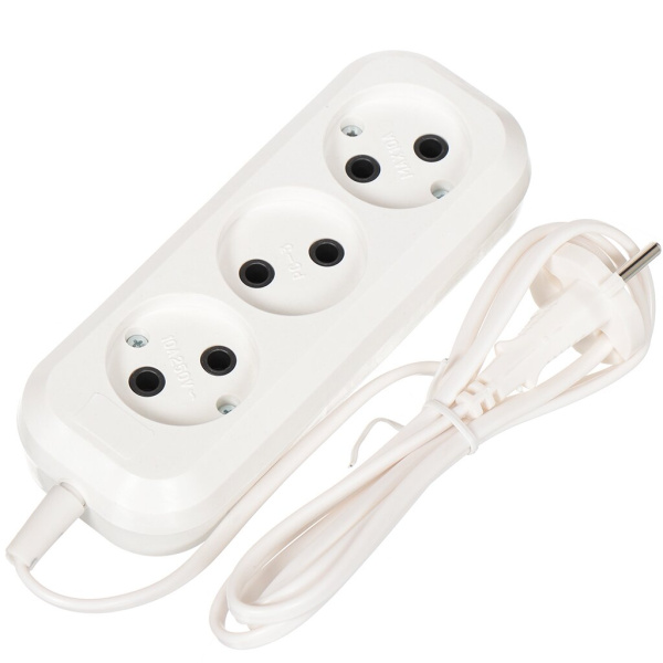 Удлинитель бытовой (ШВВП) 01,5 м (3 гнезда)